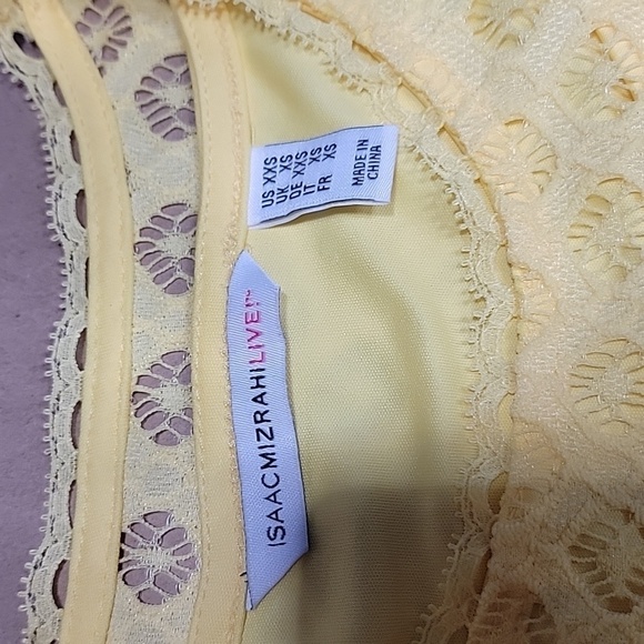 Isaac Mizrahi Size XXS Yellow Lace Overaly Knee Length Shift Dress, EUC - Picture 11 of 13